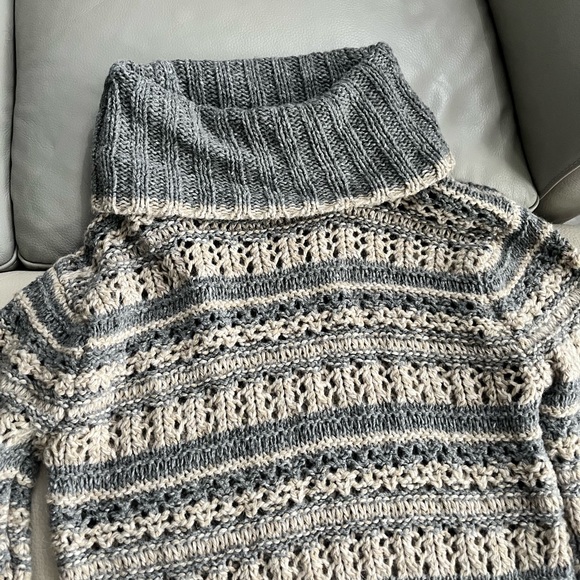 NWOT - Esprit Women’s Wool Blended Open-Knit Turtleneck Long Sweater - Size XL - Picture 3 of 6